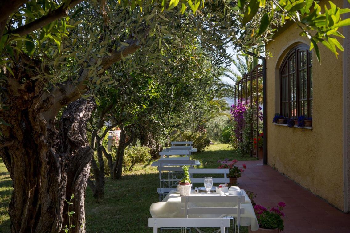 Villa La Cipriana Castagneto Carducci Exterior foto